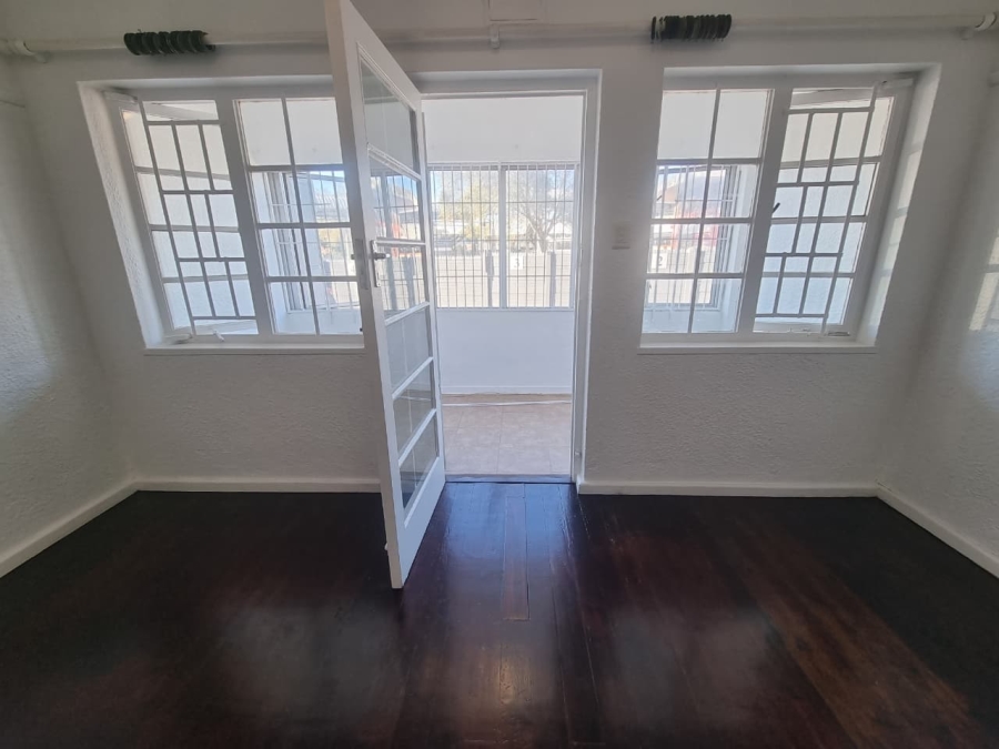 To Let 1 Bedroom Property for Rent in Mowbray Western Cape